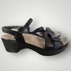 Dansko Sandi Black Leather Strappy Wedge Comfort Sandals Size 40 Size 9.5/10